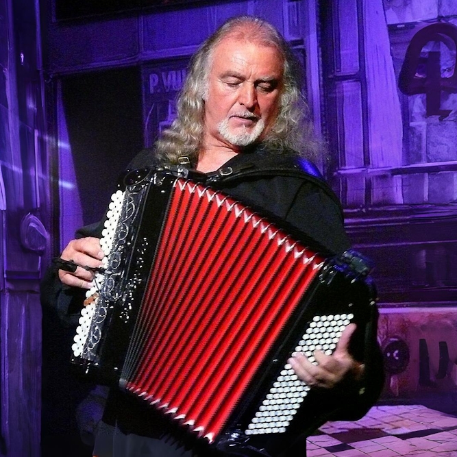 Qui est Roland Romanelli ?